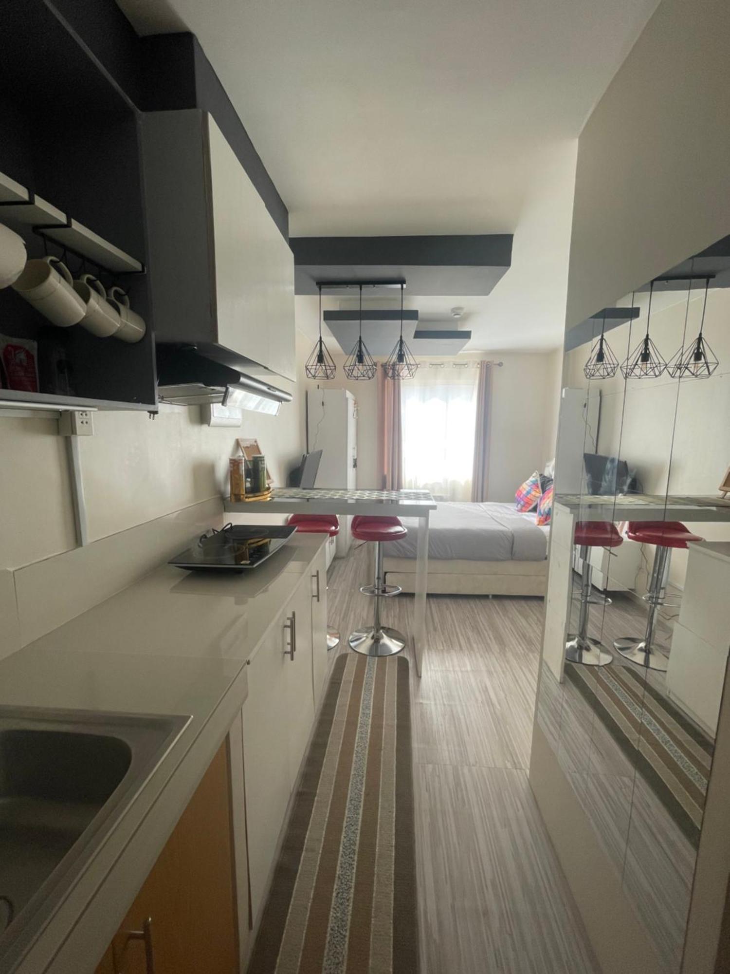8 Spatial Condominium Davao Exterior photo
