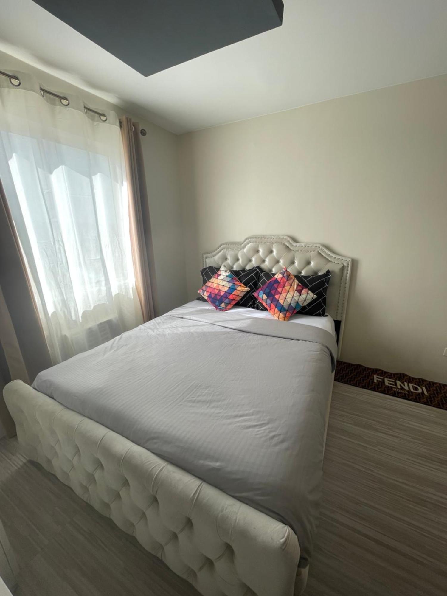 8 Spatial Condominium Davao Exterior photo